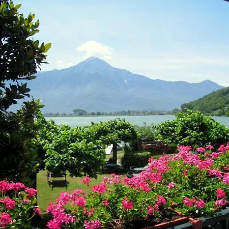 度假居 Lake Bungalow Oasi