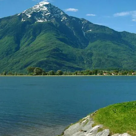 Lake Bungalow Oasi